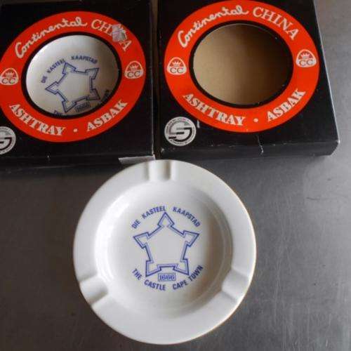 VINTAGE ASHTRAYS X 2 - THE CASTLE CAPE TOWN ( CONTINENTAL CHINA )